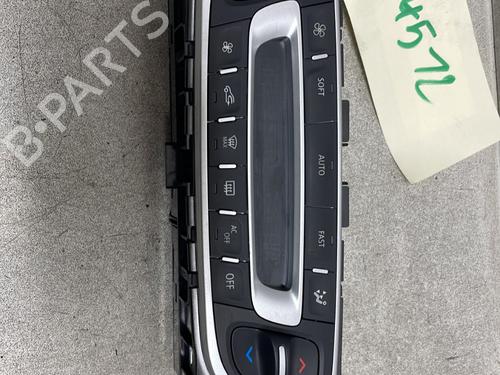 climate-control-renault-megane-iii-hatchback-bz01_-b3_-2008-31760987 main image