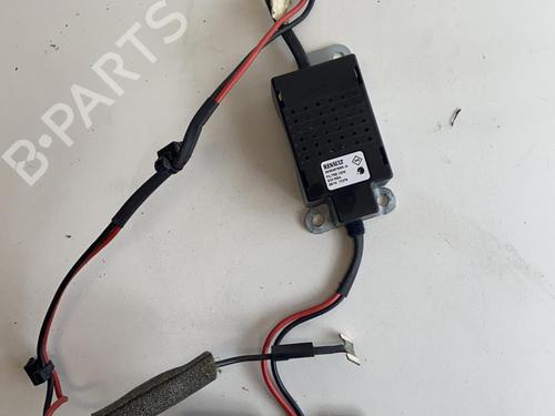 Used Electronic module Electronic module RENAULT WIND (E4M_) 1.6 (E4MB, E4MC) (133 hp) 18221021 18221021