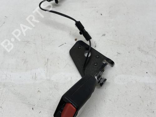 Used Seat buckle PEUGEOT 508 SW I (8E_) 2.0 HDi (163 hp) 18228204