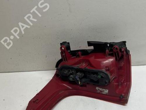 Used Right taillight PEUGEOT 5008 (0U_, 0E_) 1.6 HDi (112 hp) 18207048