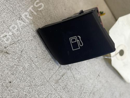 Used Switch Switch CITROËN DS5 1.6 BlueHDi 120 (120 hp) 25158582 25158582