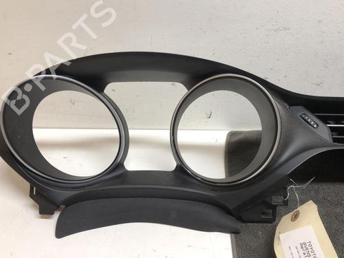 Air vent TOYOTA AVENSIS Estate (_T27_) 2.0 D-4D (WWT271_) | BP18217011I21 