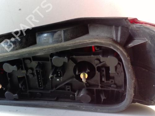 Venstre baglygte PEUGEOT 306 Hatchback (7A, 7C, N3, N5) 2.0 HDI 90 (90 hp) 18225561