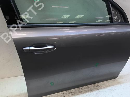 Used Right front door Right front door 38874889 38874889