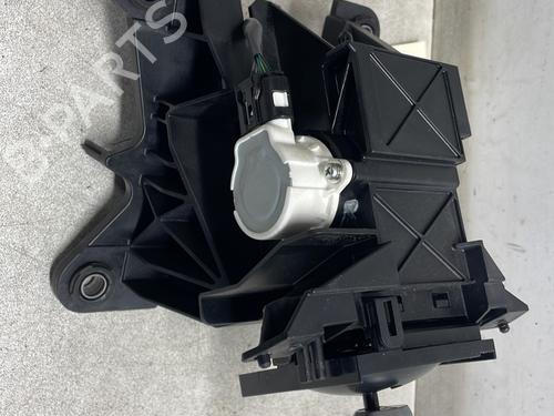 Gear lever TOYOTA AURIS (_E15_) 1.8 Hybrid (ZWE150_, ZWE150R) | BP29718441M90 