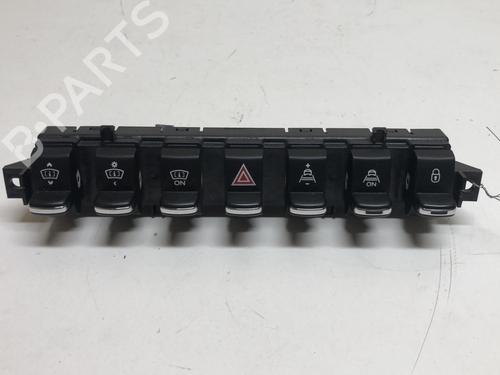 Used Switch PEUGEOT 3008 I MPV (0U_) 2.0 HDi 150 / BlueHDi 150 (150 hp) 18213542