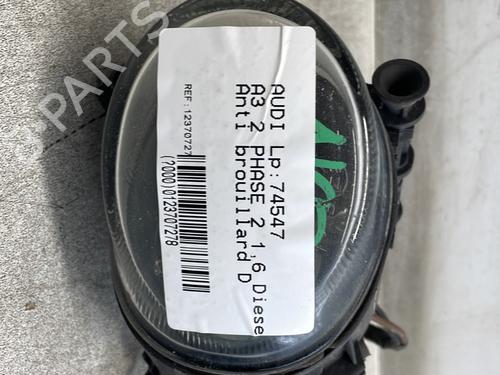 right-front-fog-light-audi-a3-8p1-2003-2004-2005-2006-2007-2008-2009-2010-2011-2012-2013-33680931 main image