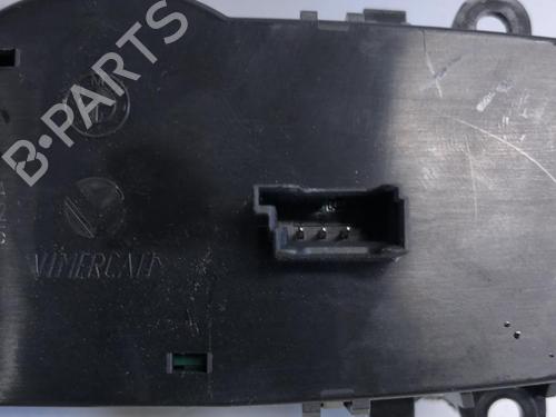 Used Headlight switch BMW 1 (F21) 116 d (116 hp) 18227894