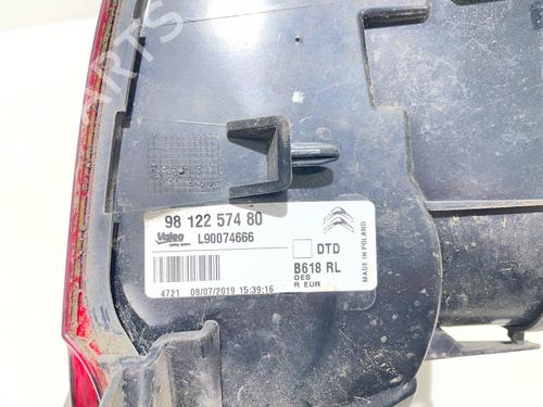 right-taillight-citroen-c3-iii-sx-2016-38774613 main image