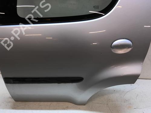 Puerta trasera izquierda Puerta trasera izquierda PEUGEOT 107 (PM_, PN_) 1.0 (68 hp) 39749531 39749531