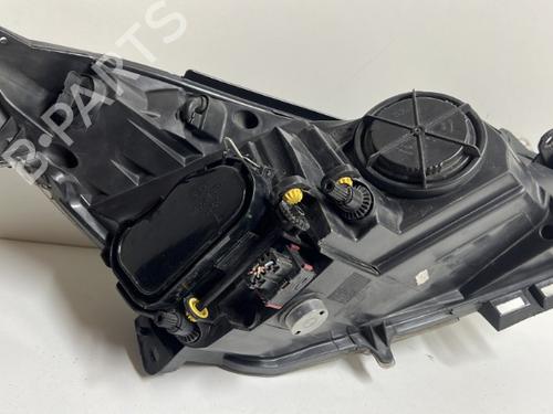 Used Left headlight Left headlight OPEL CORSA D (S07) 1.3 CDTI (L08, L68) (75 hp) 19057897 19057897