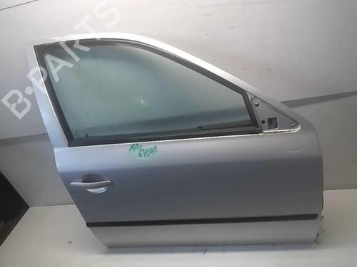 Used Right front door SKODA OCTAVIA I (1U2) 1.9 TDI (110 hp) 18220723