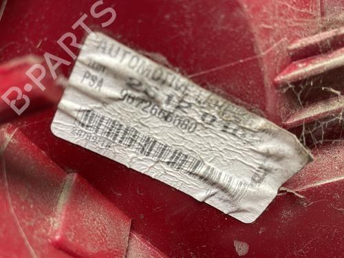 Left taillight PEUGEOT 5008 (0U_, 0E_) 1.6 HDi | BP25043784C34 