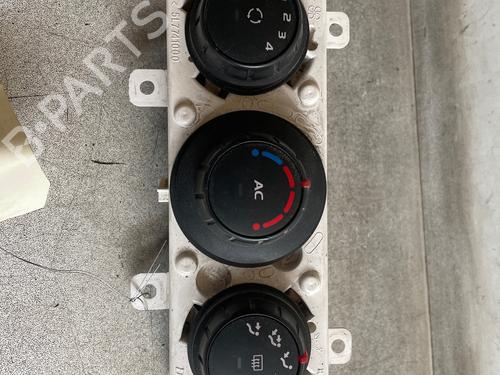 Used Climate control Climate control RENAULT MASTER III Van (FV) 2.3 dCi 125 FWD (FV0C, FV0D, FV0G, FV0H, FV0J, FV0K,... (125 hp) 34146346 34146346