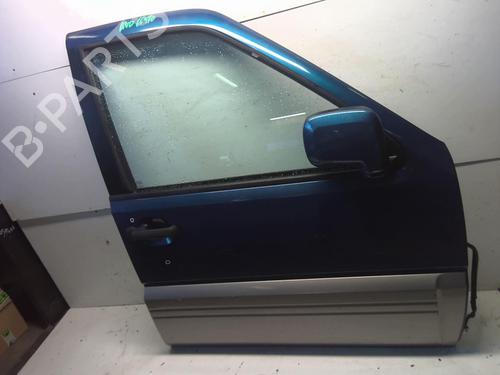 Used Right front door NISSAN TERRANO II (R20) 2.7 TDi 4WD (125 hp) 18216803