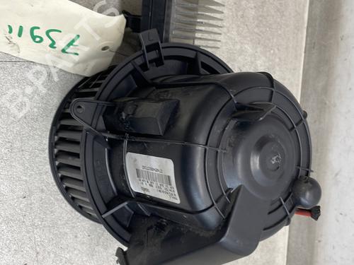 Heater blower motor CITROËN C4 CACTUS 1.6 BlueHDi 100 | BP31068732M62 - Image 2