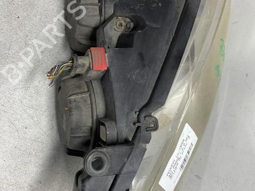 Right headlight PEUGEOT 307 (3A/C) 2.0 HDi 110 | BP27562461C29 