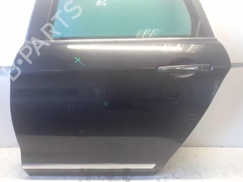 Used Left rear door Left rear door 18228058 18228058