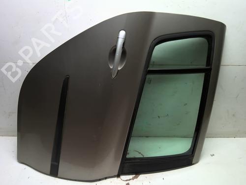 Used Right rear door RENAULT CLIO III (BR0/1, CR0/1) 1.5 dCi (C/BR0G, C/BR1G) (68 hp) 23904978