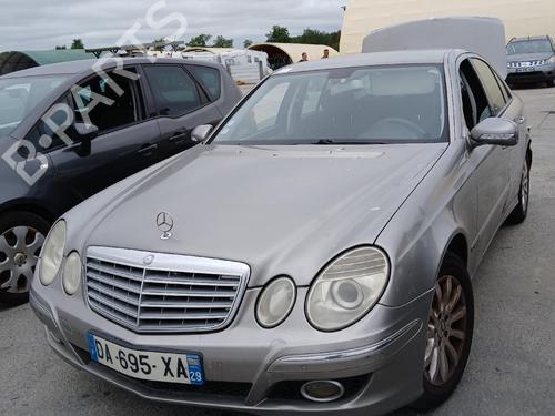Brugte MERCEDES-BENZ E-CLASS (W211) E 220 CDI (211.008) 4942985