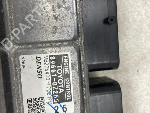 Control unit TOYOTA AURIS (_E15_) 1.8 Hybrid (ZWE150_, ZWE150R) | BP30609550M11