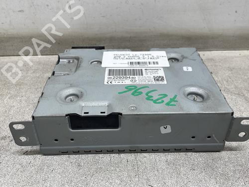 Used Radio PEUGEOT 308 II (LB_, LP_, LW_, LH_, L3_) 1.5 BlueHDi 130 (131 hp) 31088514