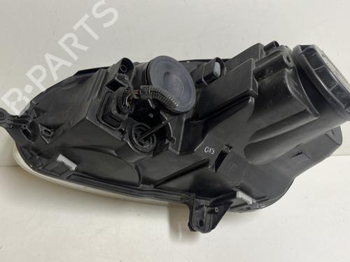 Used Right headlight Right headlight VW GOLF V (1K1) 1.9 TDI (90 hp) 21899652 21899652