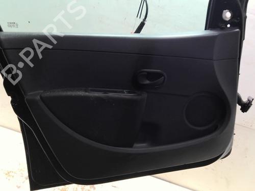 Left front door RENAULT CLIO III (BR0/1, CR0/1) 1.5 dCi (BR17, CR17) | BP31847530C2 