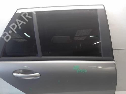 Used Right rear door Right rear door 18218293 18218293