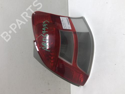 Høyre baklys TOYOTA YARIS (_P9_) 1.4 D-4D (NLP90_, NLP90R) (90 hp) 18212764