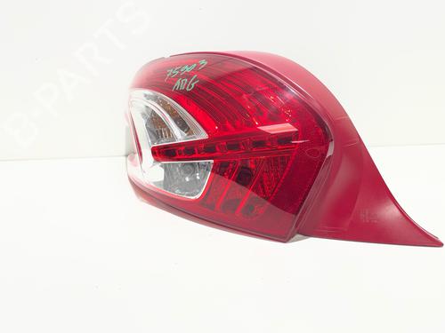 Used Left taillight Left taillight 38940426 38940426