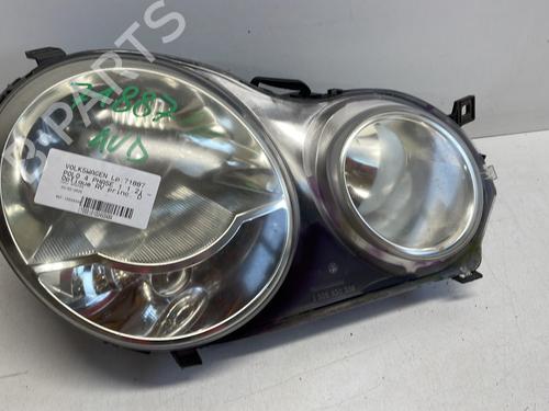 Used Right headlight VW POLO IV (9N_, 9A_) 1.2 12V (64 hp) 23762296