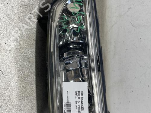 Used Right front indicator Right front indicator VW POLO V (6R1, 6C1) 1.2 TDI (75 hp) 33046892 33046892