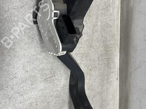 pedal-peugeot-boxer-van-2006-32317021 main image