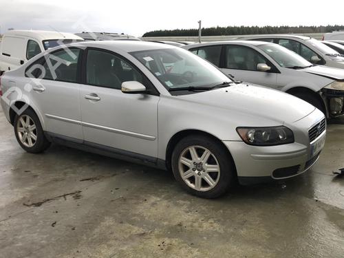 Left headlight VOLVO S40 II (544) 2.0 D | BP18210229C28 