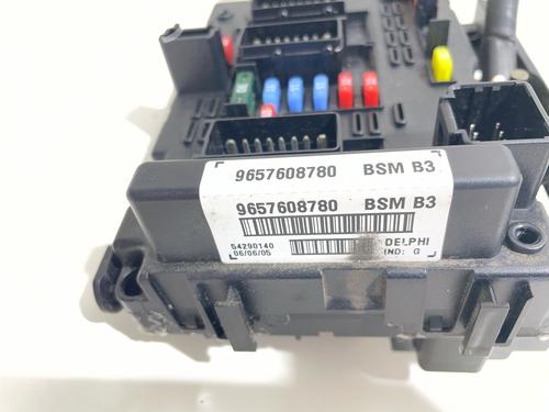 Fuse box PEUGEOT 807 (EB_) 2.2 HDi | BP37451721E1 - Image 2