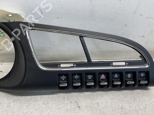 Used Switch PEUGEOT 3008 I MPV (0U_) 2.0 HDi 150 / BlueHDi 150 (150 hp) 27186376
