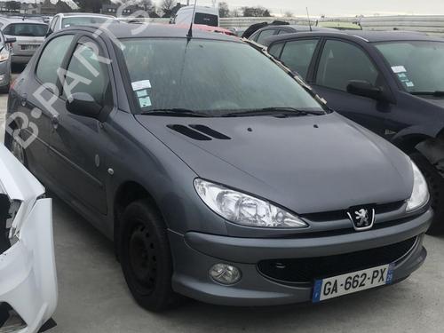Scheinwerfer links PEUGEOT 206 Hatchback (2A/C) 1.4 i | BP18226571C28 