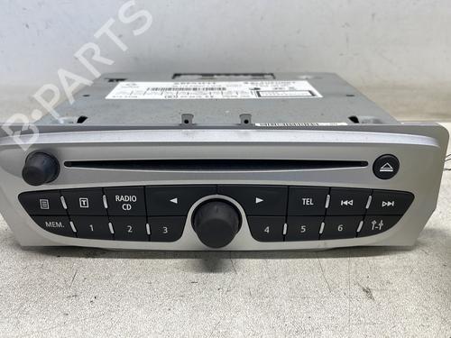 Bilradio RENAULT MEGANE III Hatchback (BZ0/1_, B3_) 1.5 dCi (BZ09, BZ0D, BZ1W, BZ29, BZ14) (110 hp) 26023082