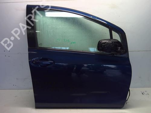 Used Right front door TOYOTA YARIS (_P9_) 1.4 D-4D (NLP90_, NLP90R) (90 hp) 21899824