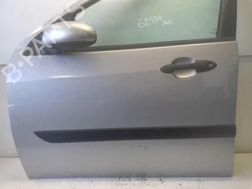 Used Left front door FORD FOCUS I (DAW, DBW) 1.6 16V (100 hp) 18208619