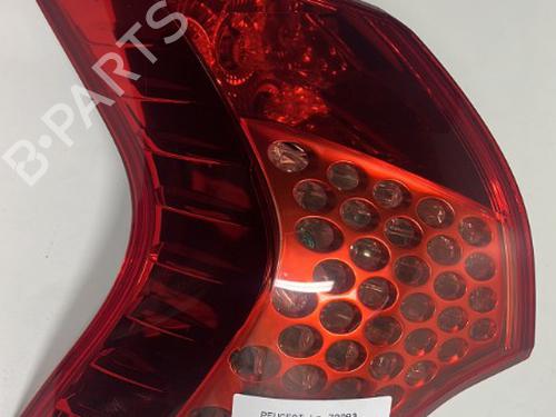 Used Left taillight Left taillight 18553072 18553072