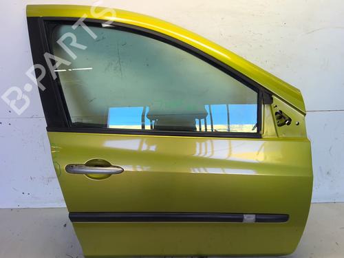 Used Right front door RENAULT CLIO III (BR0/1, CR0/1) 1.4 16V (98 hp) 23992655