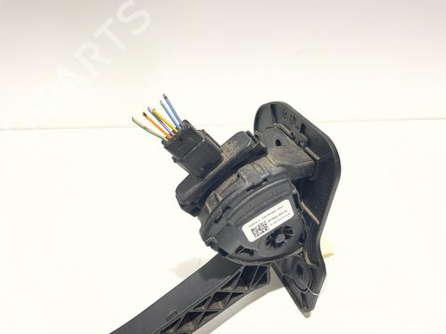Used Pedal Pedal 37451746 37451746