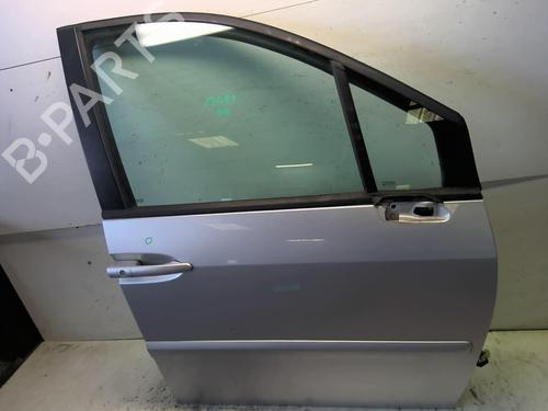 Used Right front door Right front door 18210141 18210141