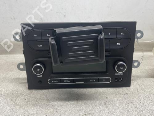 Used Radio RENAULT TWINGO III (BCM_, BCA_) 1.0 SCe 70 (BCMB) (69 hp) 29504417