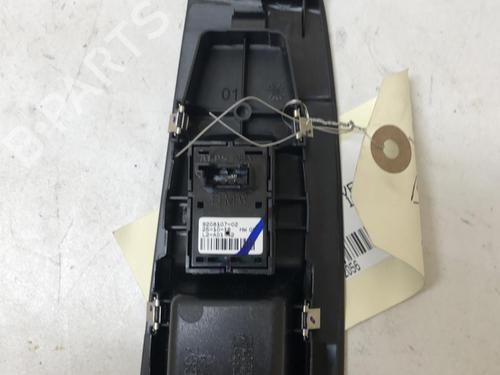 Used Right front window switch BMW 2 Active Tourer (F45) 218 i (136 hp) 18224338