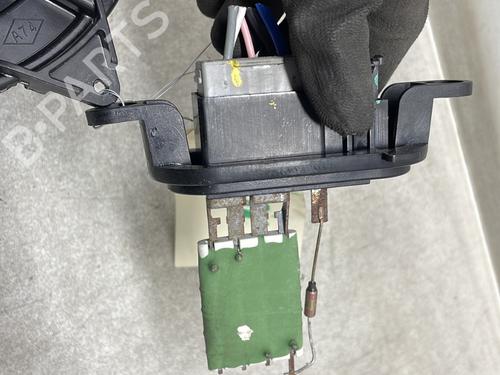 Used Heater blower motor Heater blower motor RENAULT EXPRESS Box Body/MPV 1.5 Blue dCi 95 (F6AB) (95 hp) 33128158 33128158