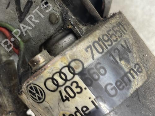 Tringlerie essuie-glace avant VW TRANSPORTER T4 Bus (70B, 70C, 7DB, 7DK, 70J, 70K, 7DC, 7DJ) 1.9 D | BP30478931C83 