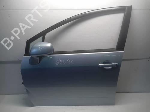 Used Left front door TOYOTA COROLLA Verso (ZER_, ZZE12_, R1_) 2.2 D-4D (AUR10_, AUR10R) (136 hp) 18208578